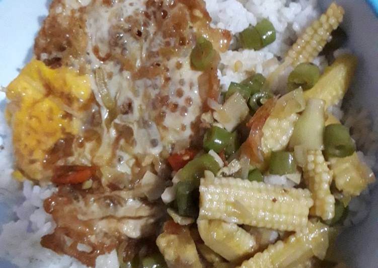 Oseng jagung muda (putren)+telur ceplok