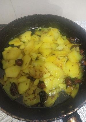 A picture of Aloo Zeera.