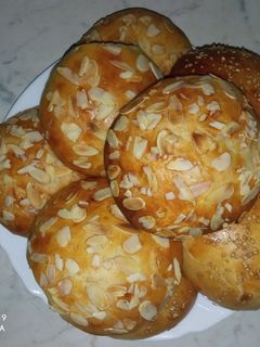 صورة لوصفة بريوش محشي بشوكولاتة ولوز افلي 😋👍