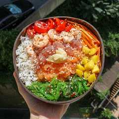 Poke bowl con tris di tartare-レシピのメイン写真
