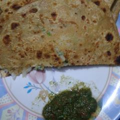 A picture of Mooli ka paratha.