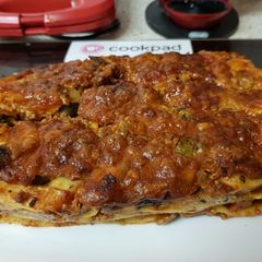 A picture of My Crisp Lasagne with soft Mozzarella Cheese on top. 😀.