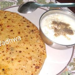 Reddish Onion Parantha(Muli pyaz Parantha A picture of Reddish Onion Parantha(Muli pyaz Parantha.
