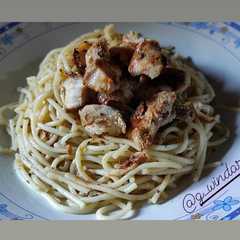 Spaghetti Aglio e Olio dengan Italian herbs chicken grill রেসিপির প্রধান ছবি