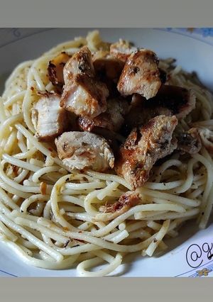 Foto resep Spaghetti Aglio e Olio dengan Italian herbs chicken grill