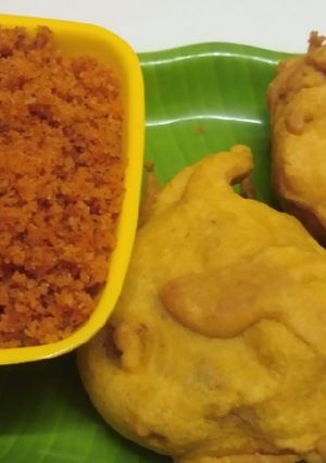 A picture of Batata Vada.