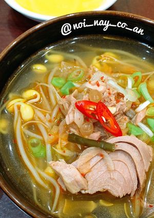 Hình của món Canh cá hộp Chamchi kimchi jjigae Hàn Quốc.