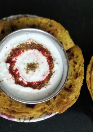 મિસ્સી રોટી (Missi Roti Recipe In Gujarati) રેસીપી મુખ્ય ફોટો