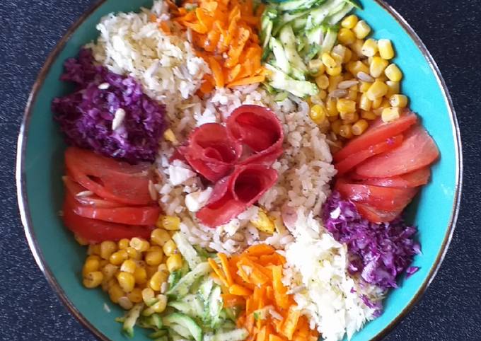 Ricetta Arcobaleno-pokè (pokè-bowl a modo mio) di Lucia Tolfo