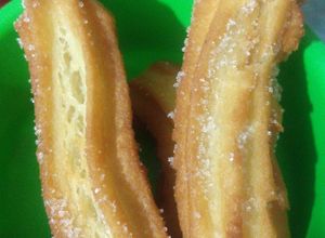Una foto de Churros súper fáciles (con o sin churrera)