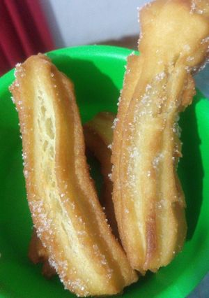 Una foto de Churros súper fáciles (con o sin churrera)