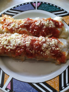 Una foto de Canelones a la rosini