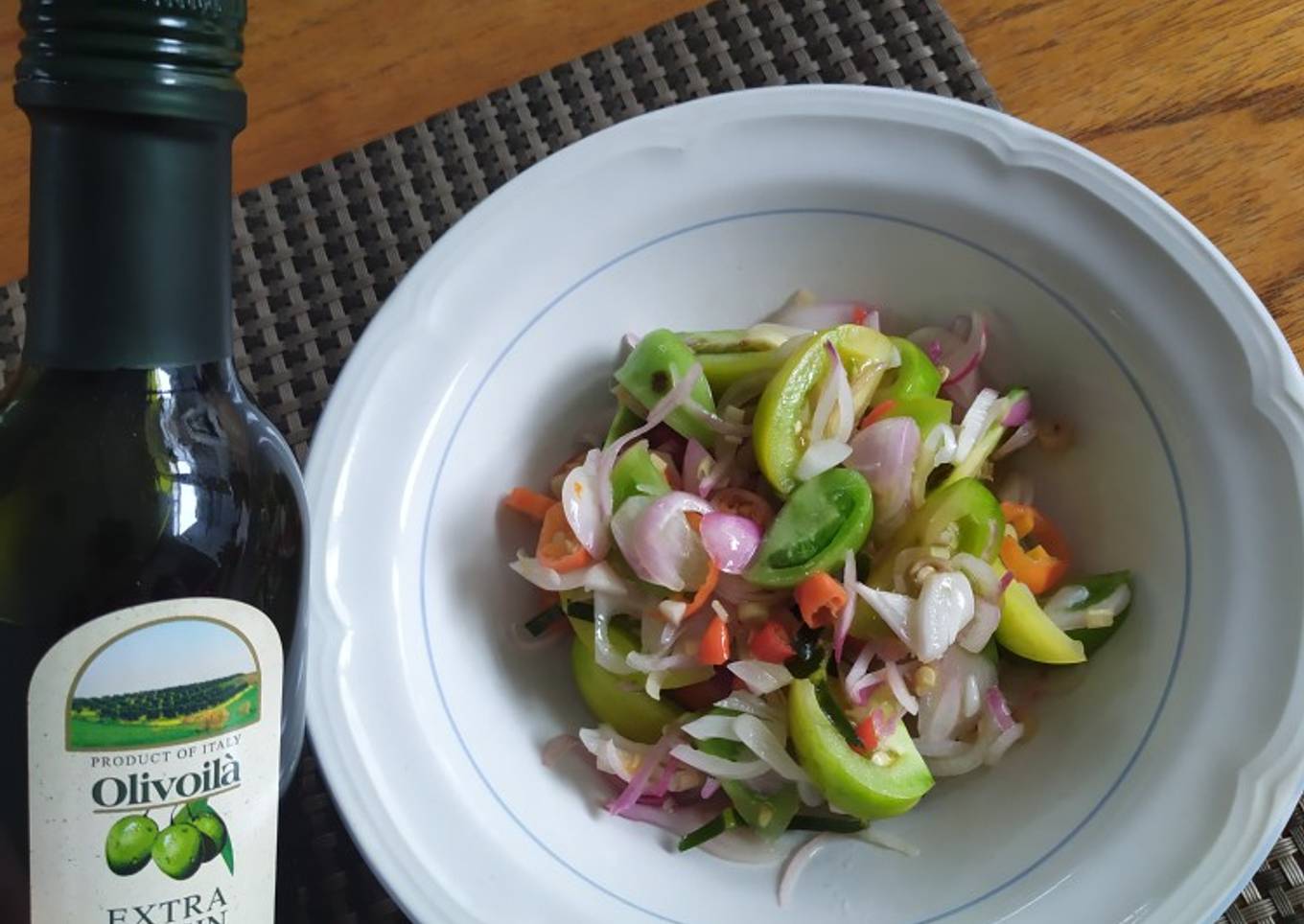 Dengan Sambal Matah, Alivoila