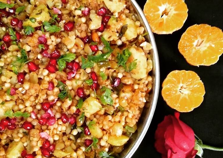 Recipe: Yummy Sabudana khichdi (upvas special)
