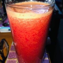 Sweet papaya smoothie A picture of Sweet papaya smoothie.