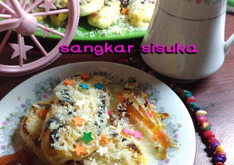 Langkah Mudah untuk Menyiapkan Sangkar sisuka (pisang bakar siram susu keju karamel😄😘) yang Enak Banget