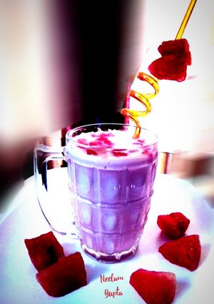 A picture of Watermelon Shake🍉🍉🍉.