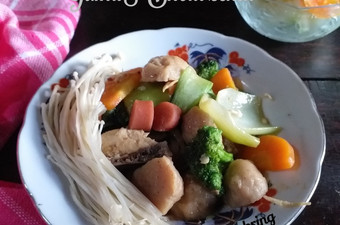 Langkah Mudah untuk Menyiapkan Paklay sayur&amp;jamur enoki yang Lezat