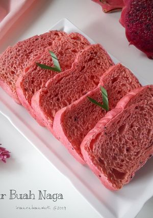 Foto resep Roti Tawar Buah Naga Eggless
