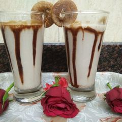 A picture of Anjeer chocolate milkshake.