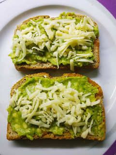Una foto de Tostas de Aguacate
