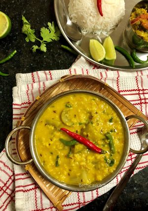 A picture of Lau diye Bhaja Muger Dal (Split Green Gram & Bottle Gourd Curry - Bengali style).