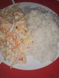 Ensalada de repollo y arroz