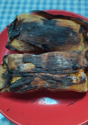 Una foto de Humitas a las brazas