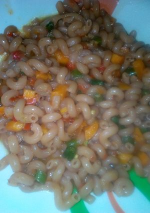 A picture of Jollof macaroni.