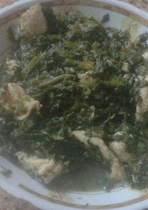 صورة لوصفة سبانخ بالدجاج المسحب🍗🍗🍜