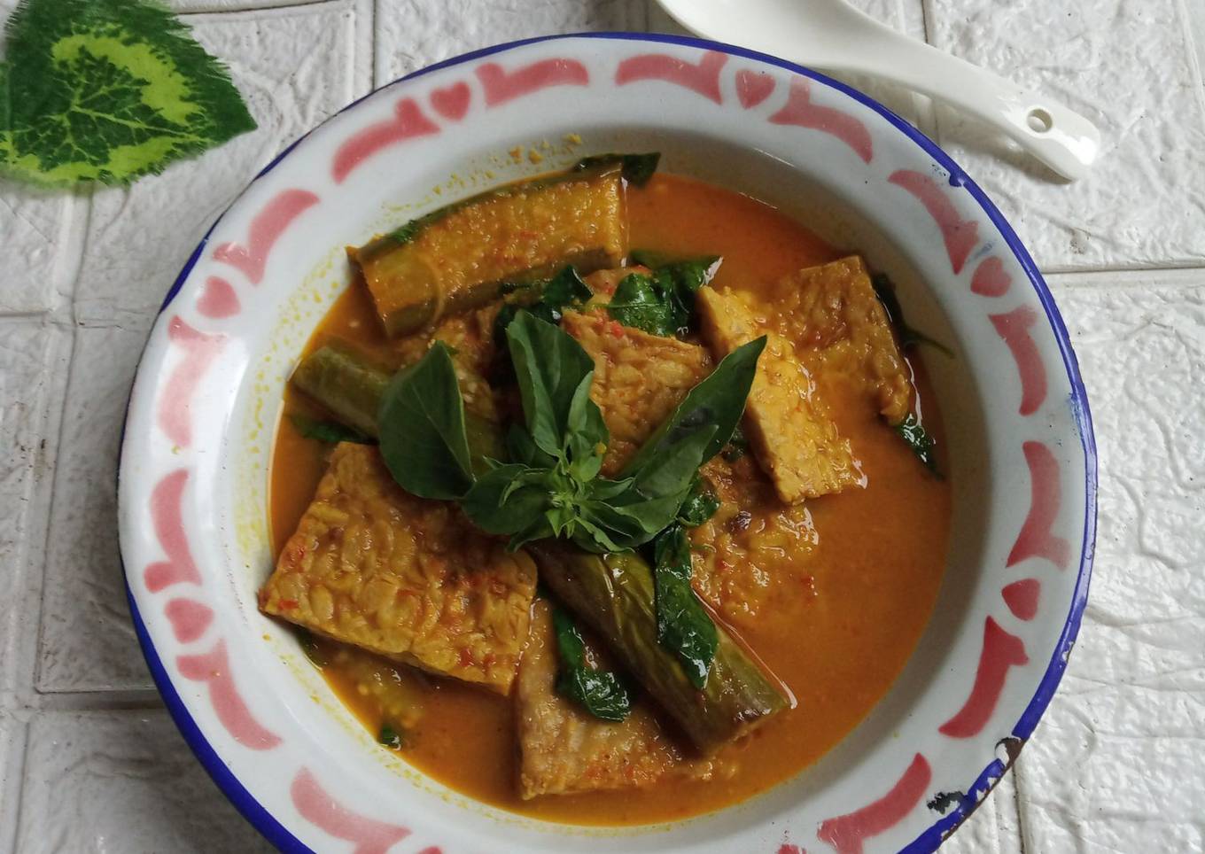Pecel Santan Terong Tempe