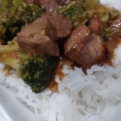 A picture of Beef and Broccoli.
