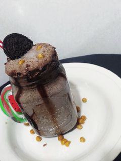 ઓરીયો શેક (Oreo Shake Recipe In Gujarati) રેસીપી મુખ્ય ફોટો