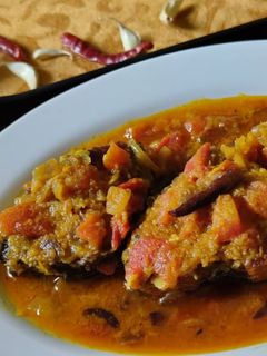 রসুন রুই (Rasun rui recipe in Bengali) রেসিপির প্রধান ছবি