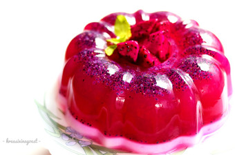Resep Puding Buah Naga Lapis Susu Simpel