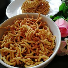 Ratlami sev A picture of Ratlami sev.