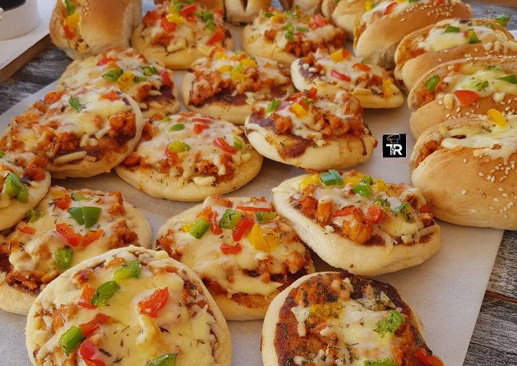 Simple Way to Prepare Homemade Mini chicken pizzas &amp; Subs