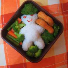 รูปของ Nasi teddy with chicken nugget