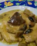 Pechuga de pollo y setas mixta