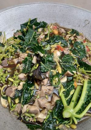 Foto resep Tumis daun, bungpep dan ati