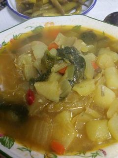 Una foto de Sopa con lechuga