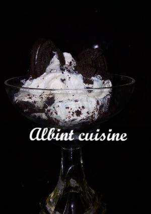 A picture of Oreo ice cream.