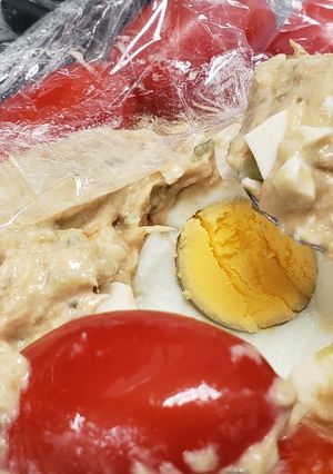 A picture of [Diet Series] Avocado Tofu Tuna Salad with Boiled Egg, Cherry Tomatoes, and Corn.
