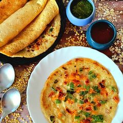 A picture of Veggies Oats And Moong dal Cheela.