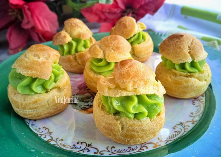 Kue Sus vla pandan custard