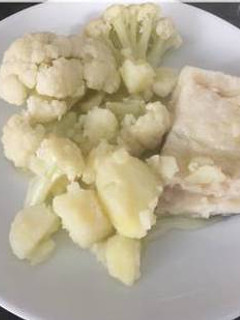 Una foto de Bacalao con coliflor
