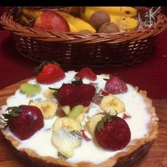 A picture of Biscuit Rabri mixed fruit tart.