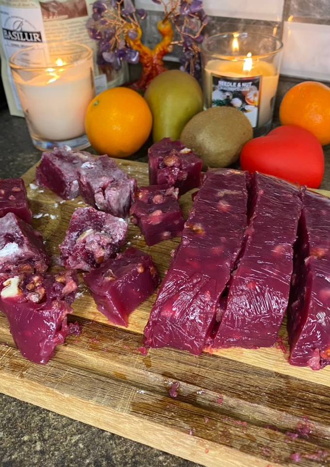 Рахат-лукум з каркаде і грецькими горішками😋
