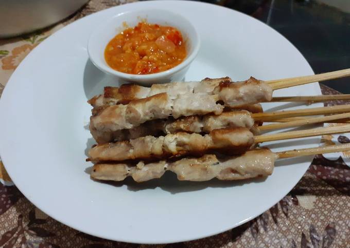 Sate tuna sambal bawang