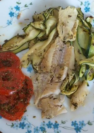Une photo de Papillote de poisson et ses légumes
